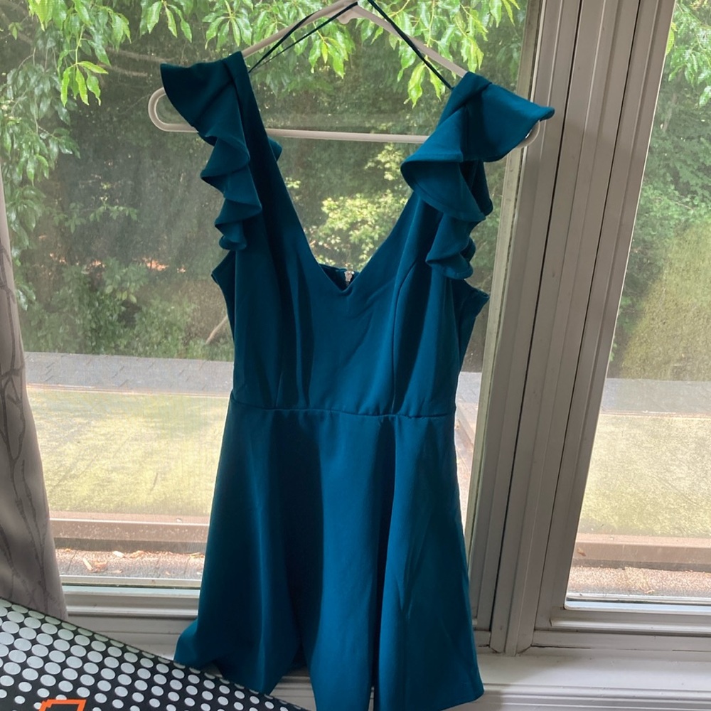 Francesca's Collections Blue Flutter Sleeve Ruffled Blouse